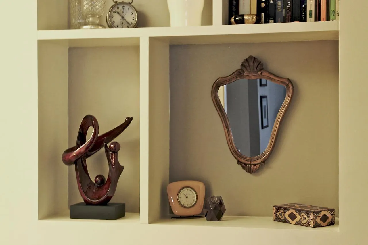 Bronzino House Bed and Breakfast Milano 2*,