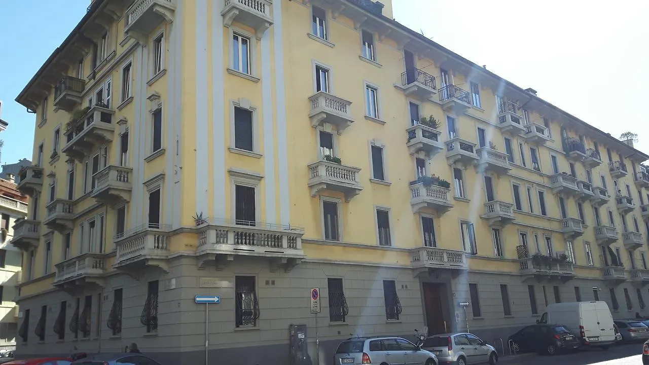 לינה וארוחת בוקר מילאנו Bronzino House